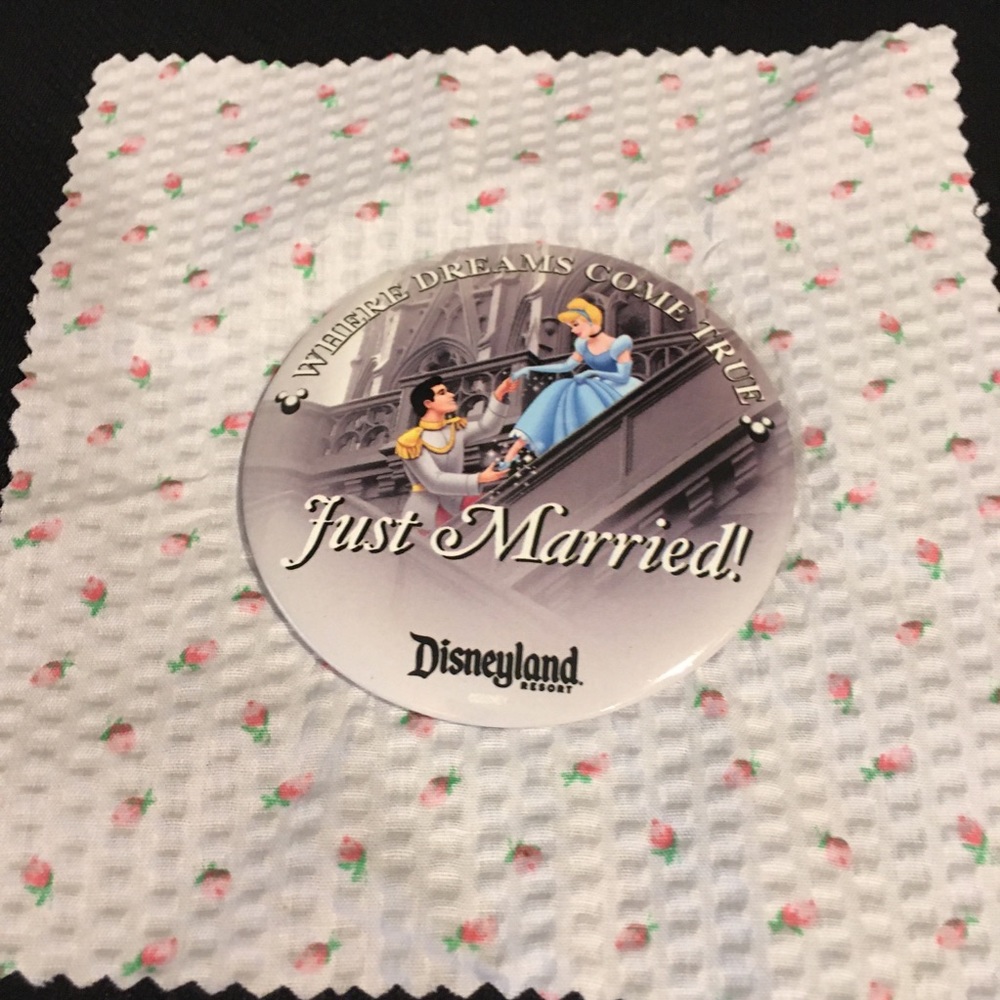 Disneyland Resort Cinderella "Just Married" Button
